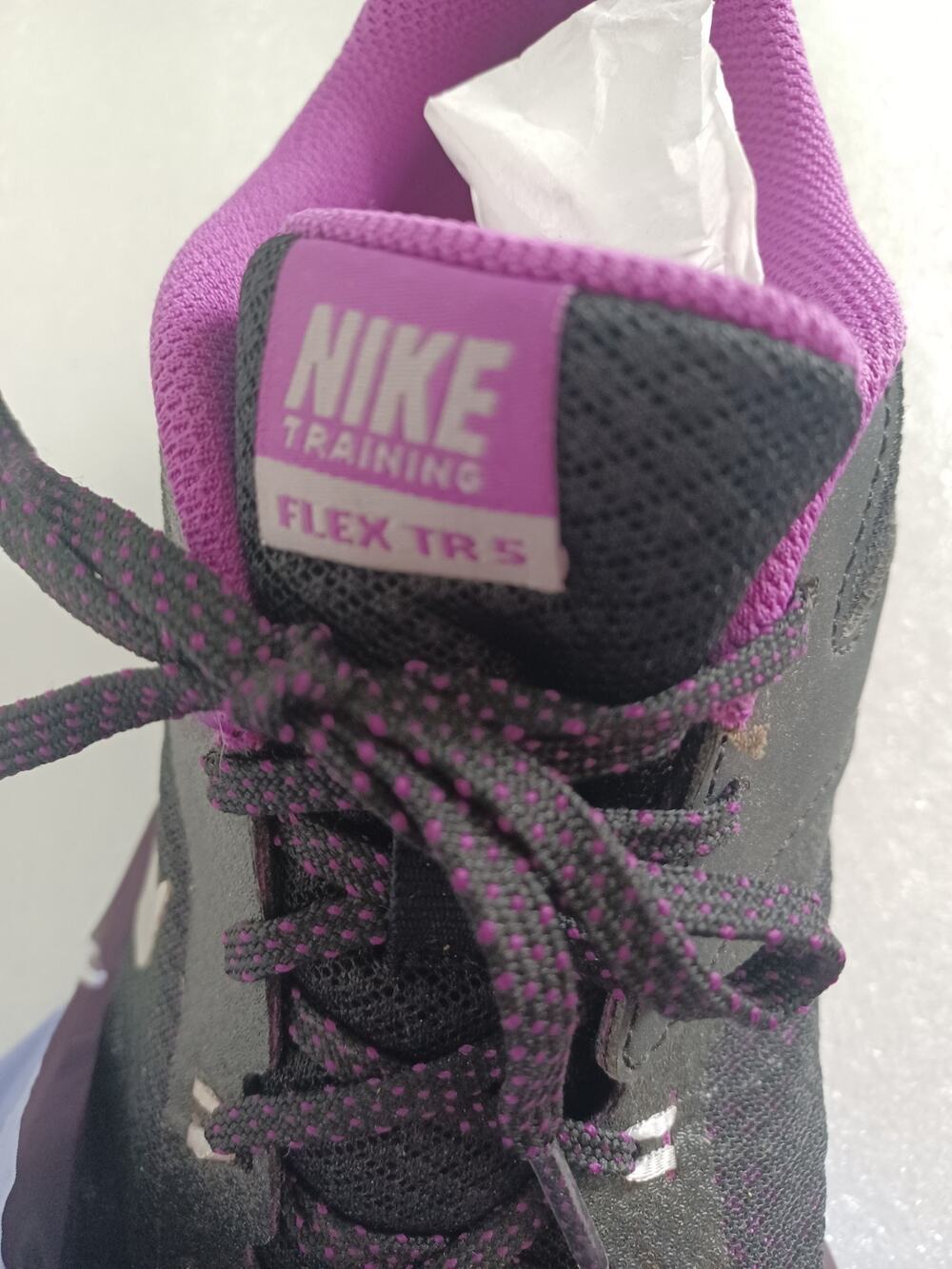 Nike FLEX Tennis Shoes Women’s 8 Black Purple